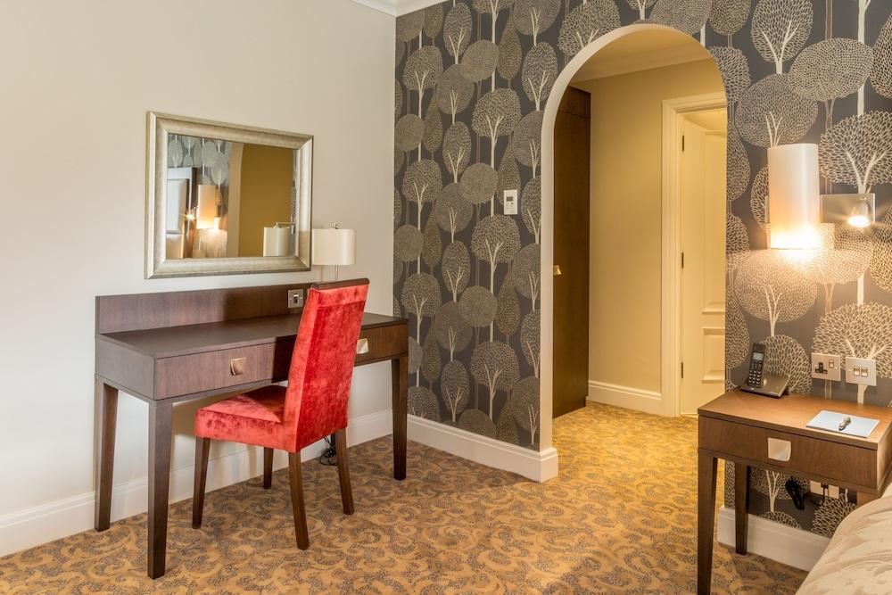Oakley Hall Hotel Basingstoke Exteriér fotografie
