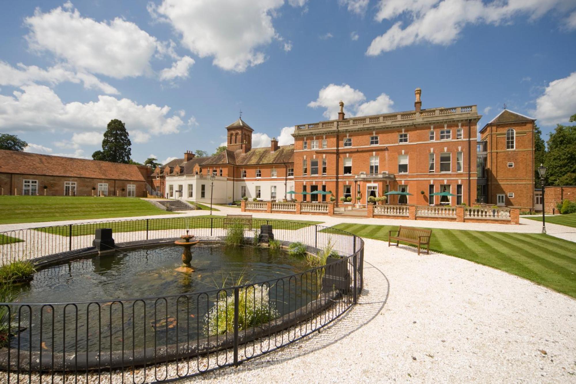 Oakley Hall Hotel Basingstoke Exteriér fotografie