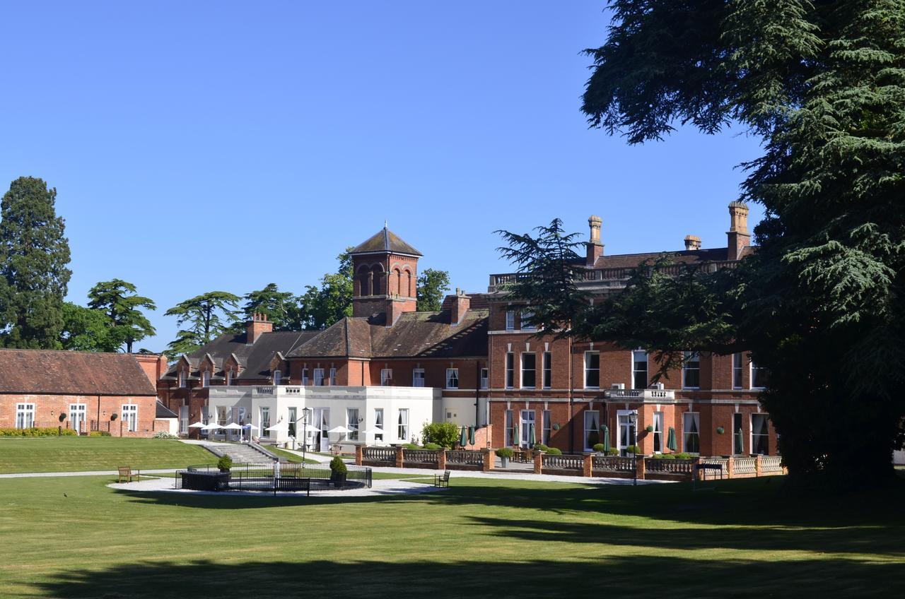 Oakley Hall Hotel Basingstoke Exteriér fotografie